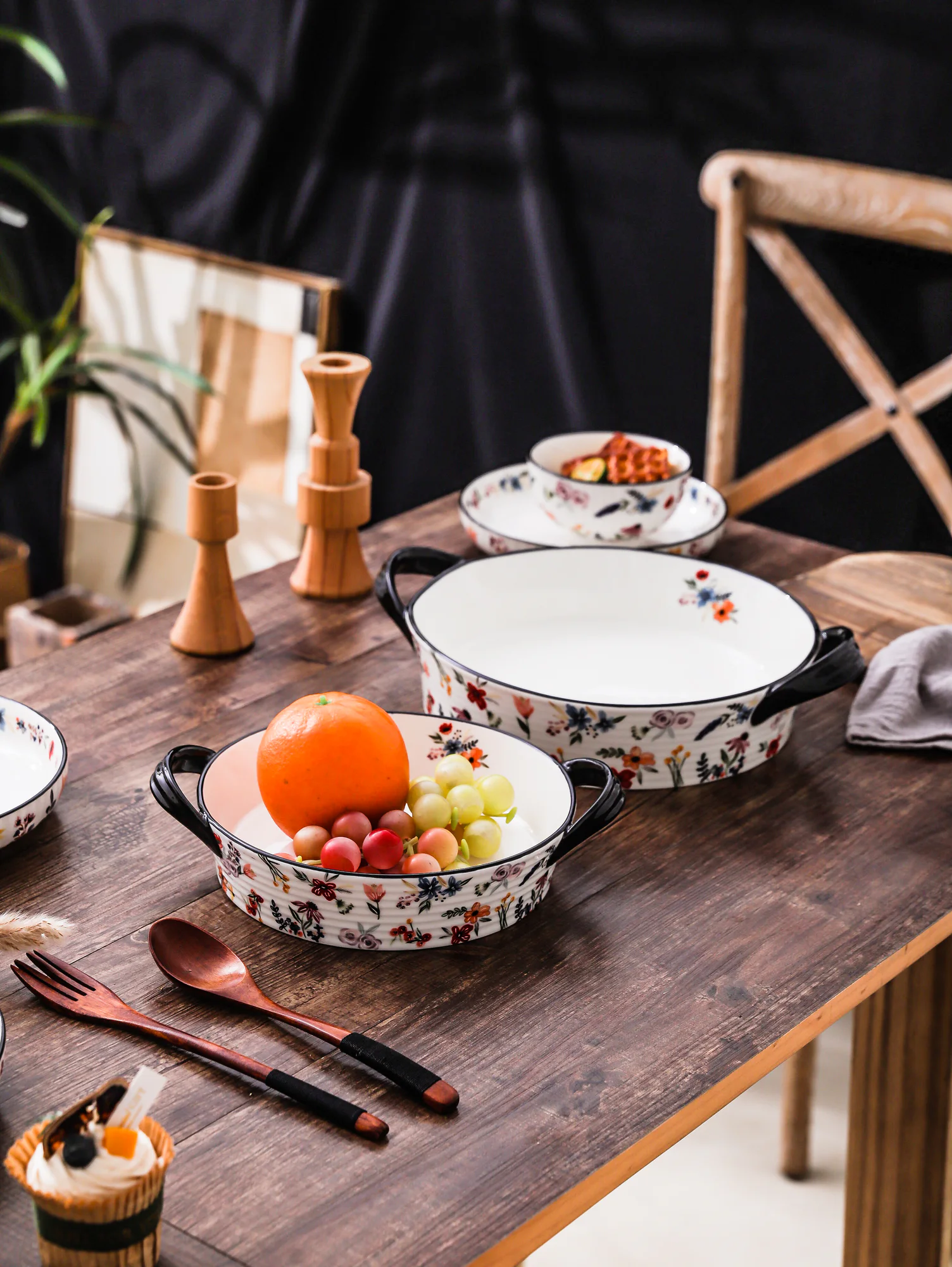 Meadow Rim Table Set - Rose floral