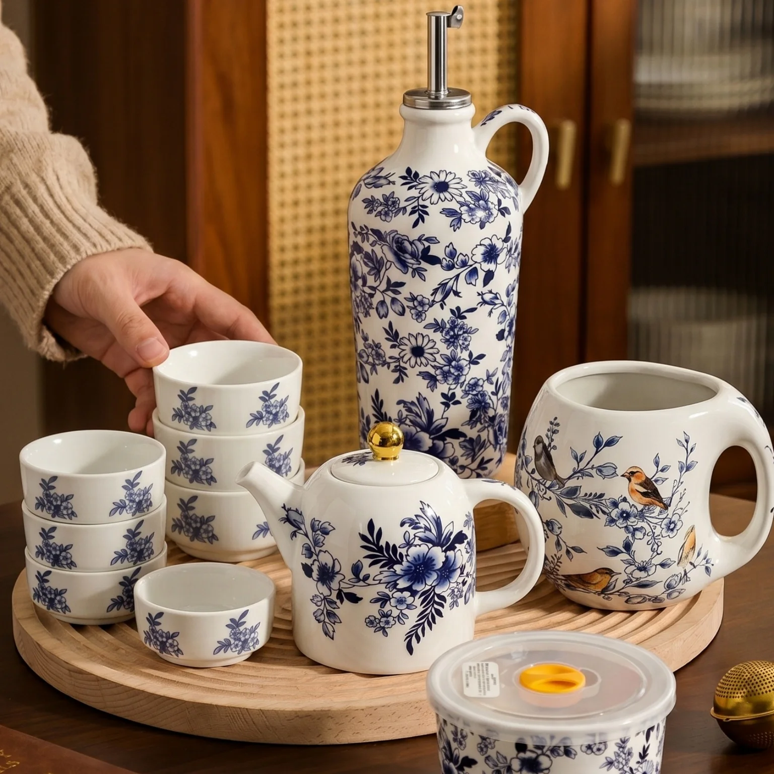 Blue Floral Oil Bottle - Soft blue